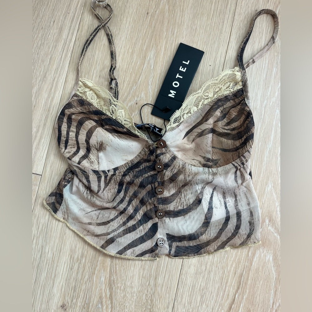 Motel Rocks “Yena crop top in tiger brown”